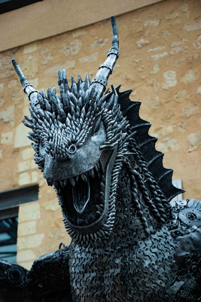 Un des 3 dragons de Game of Thrones